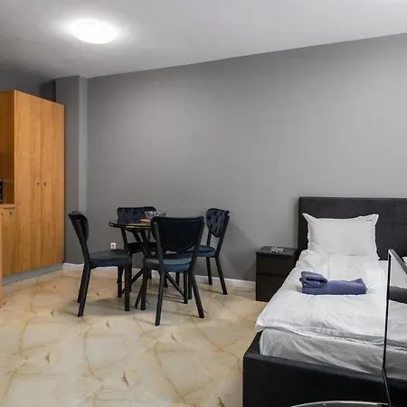Moto Retreat I Central Studio I Free Parking Apartment *